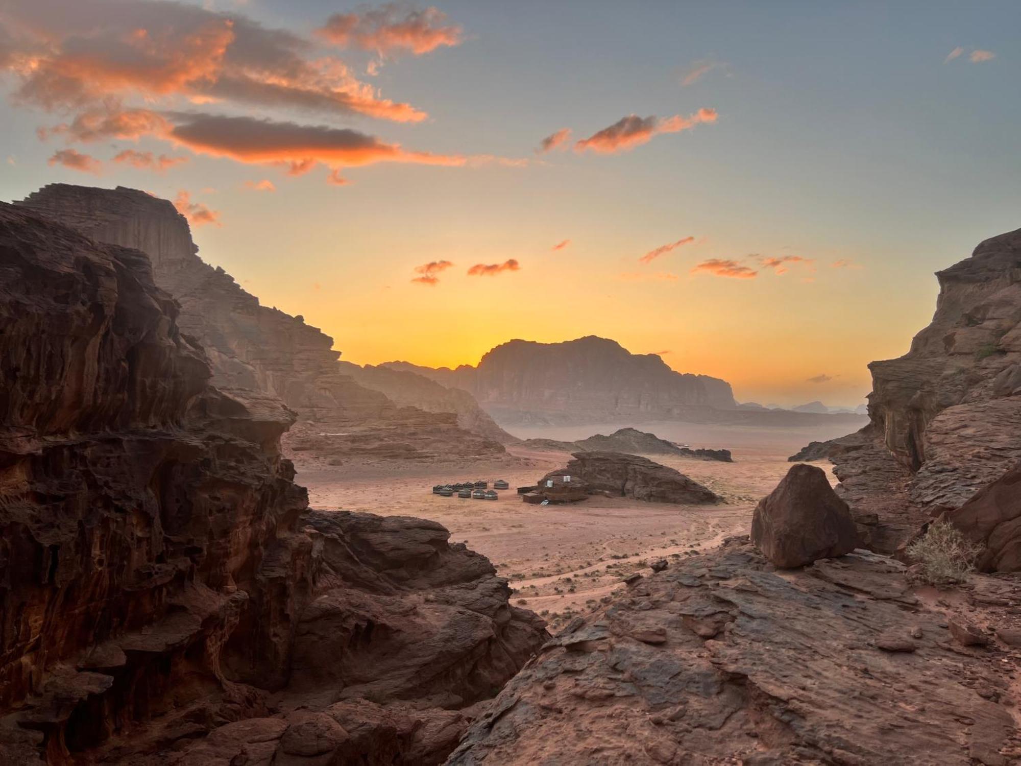 Wadi Rum Bedouin Experience ภายนอก รูปภาพ